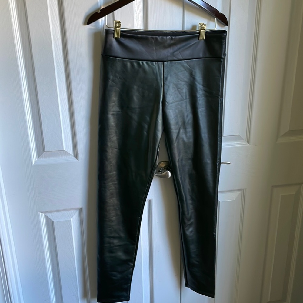 Faux leather fleece lined leggings